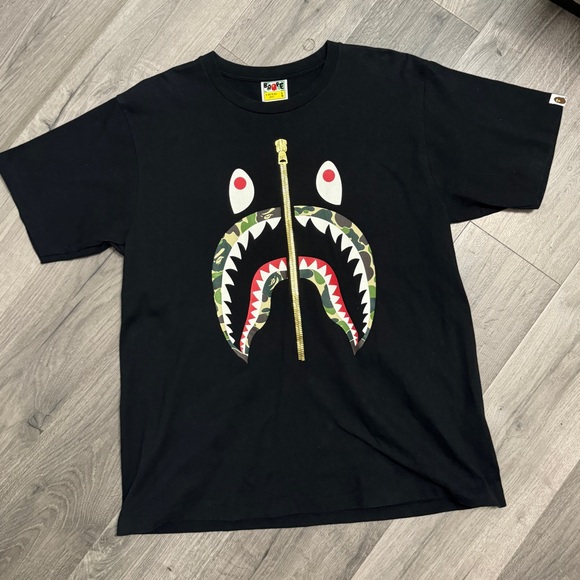 Bape ABC Camo shark tee ( L ) - Picture 1 of 7